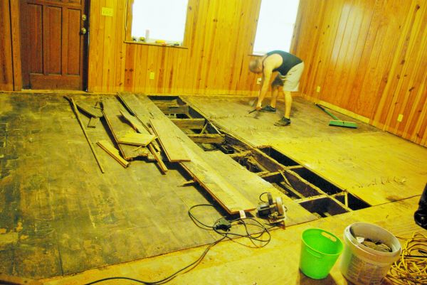 Subfloor Demolition in Hayden